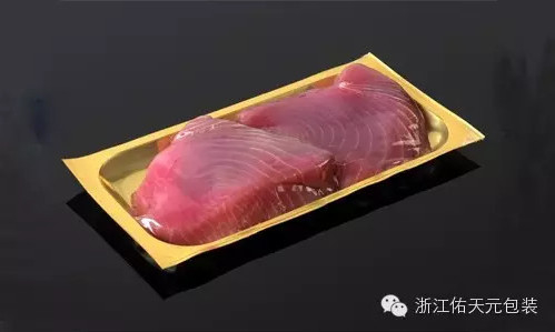 film dorato di 422mm Thermoforming per la salsiccia della carne del pacchetto della pelle che imballa involucro di plastica