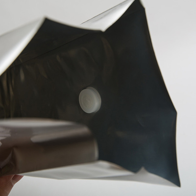 L'imballaggio per alimenti della stagnola del caffè della serratura non stampata d'argento dello zip insacca il rinforzo laterale con la valvola